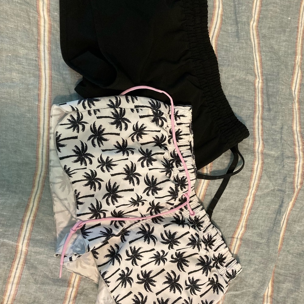 2 boardshorts Hurley, Old Navy, small swim shorts lot
